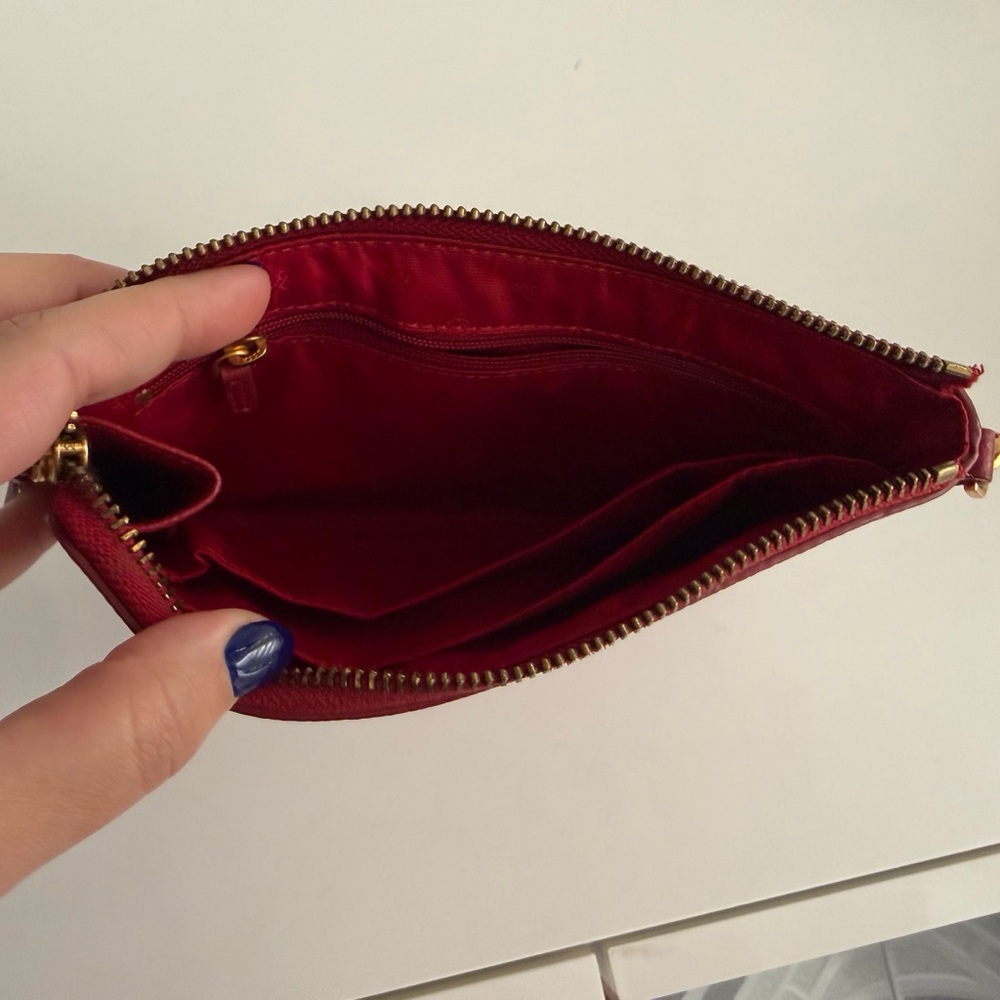 Tory Burch Red Leather Logo Wristlet/Clutch — Gently Used - Picture 3 of 3